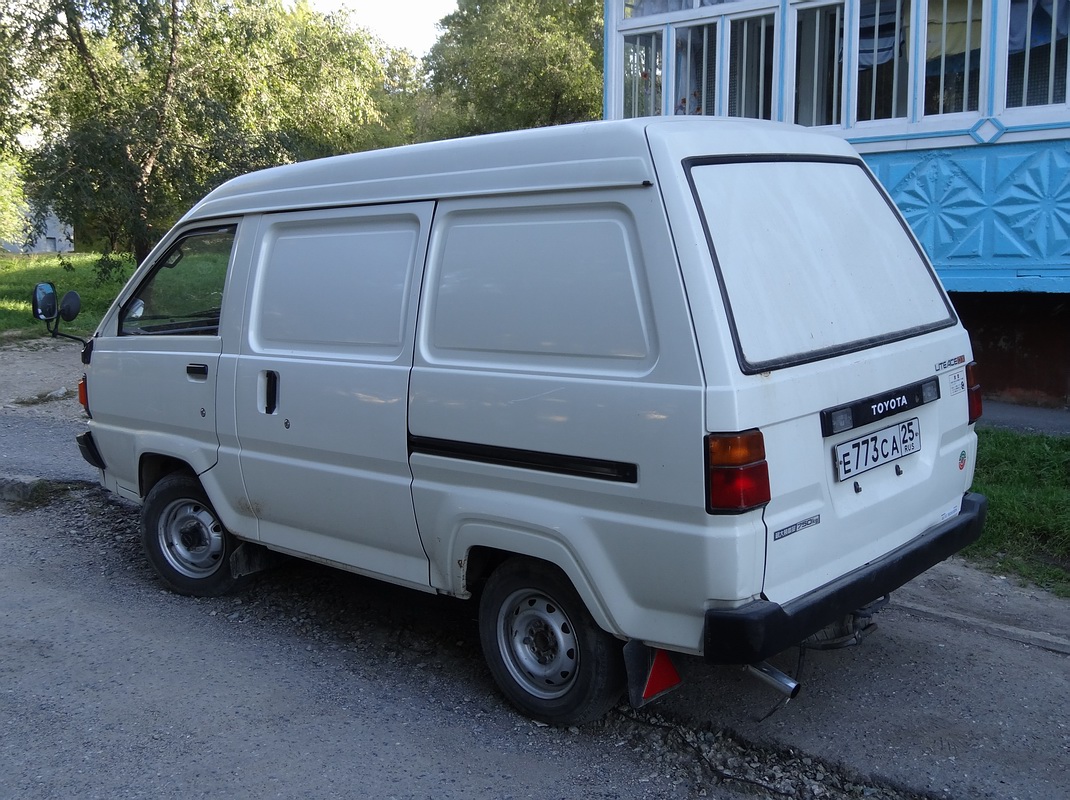Приморский край, № Е 773 СА 25 — Toyota LiteAce (M30) '85-92