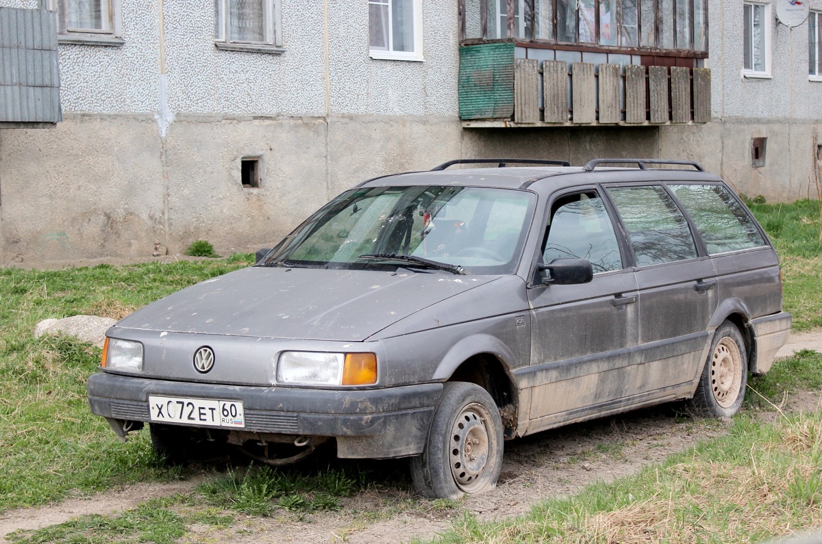 Псковская область, № Х 072 ЕТ 60 — Volkswagen Passat (B3) '88-93