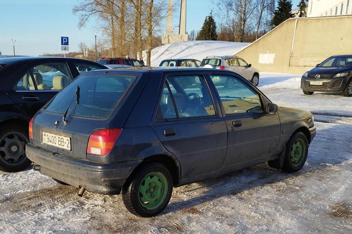 Витебская область, № 9400 ВВ-2 — Ford Fiesta MkIII '89-96