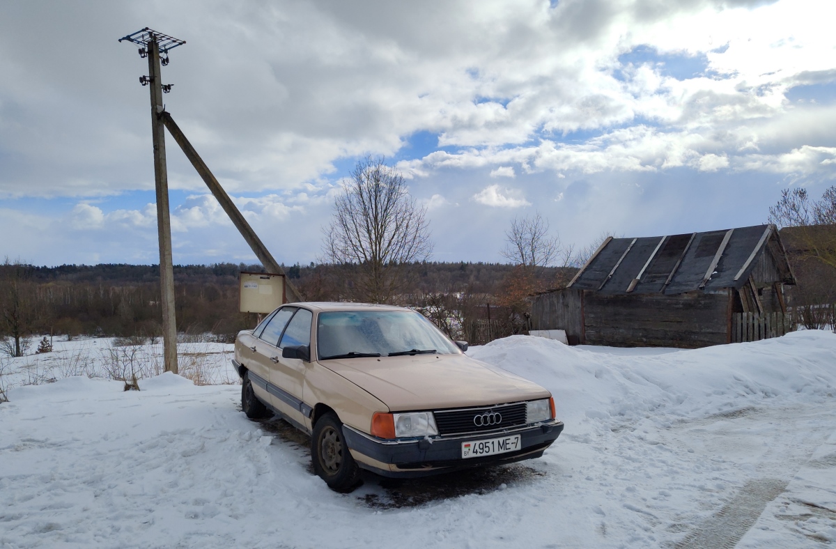 Минск, № 4951 МЕ-7 — Audi 100 (C3) '82-91