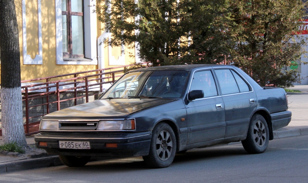 Псковская область, № Р 085 ЕК 60 — Mazda 929 (HC) '87-92