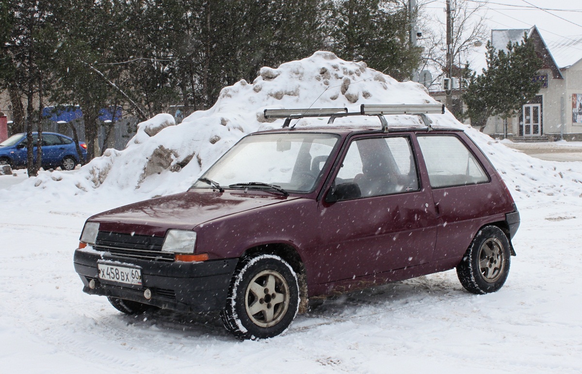 Псковская область, № Х 458 ВХ 60 — Renault 5 '85-96