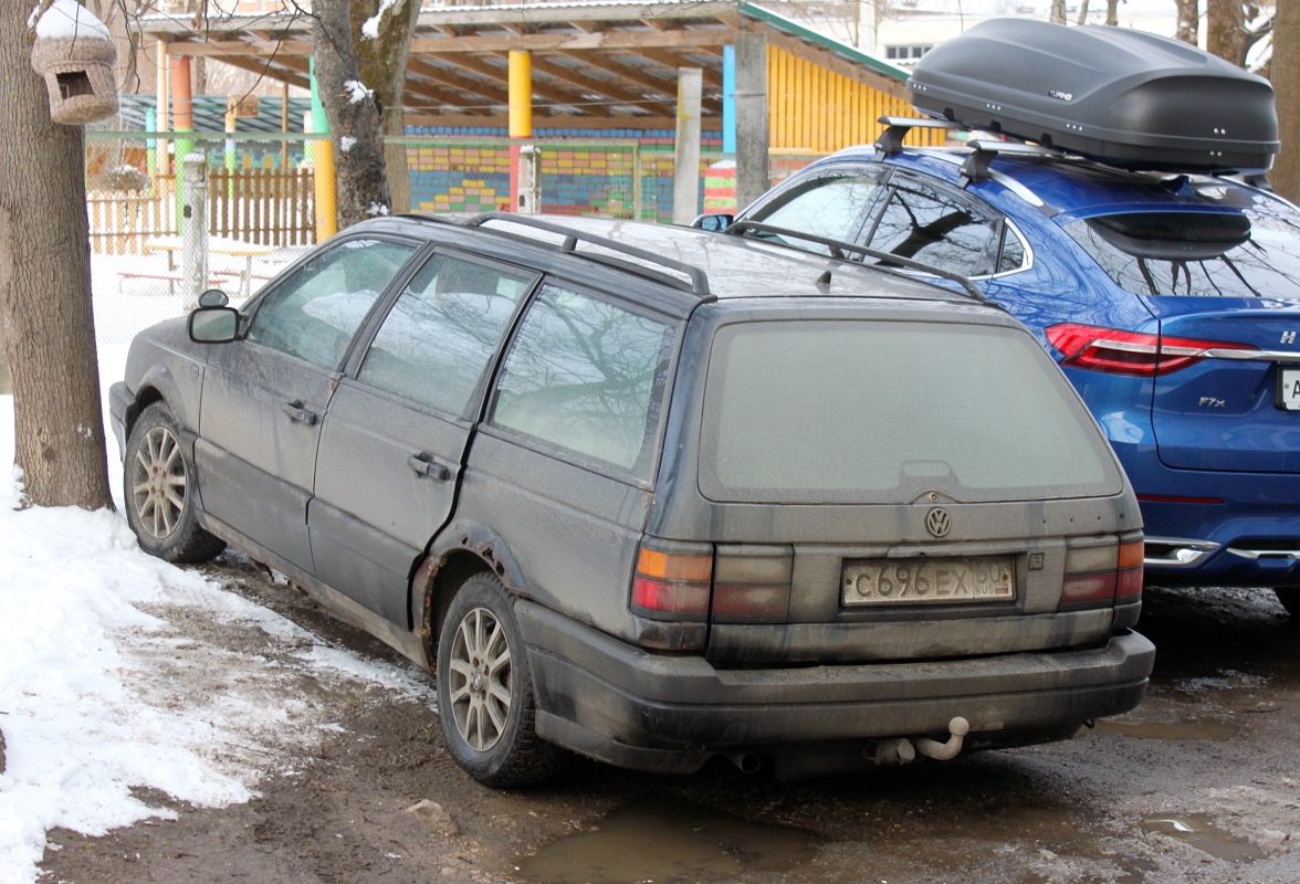 Псковская область, № С 696 ЕХ 60 — Volkswagen Passat (B3) '88-93