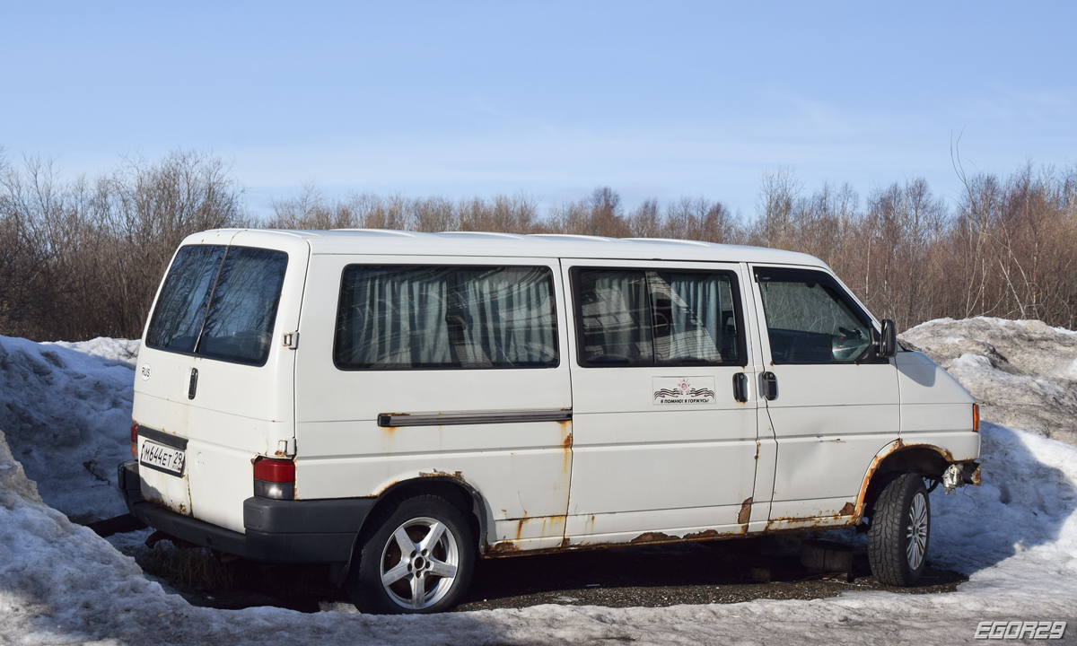 Архангельская область, № М 644 ЕТ 29 — Volkswagen Typ 2 (T4) '90-03