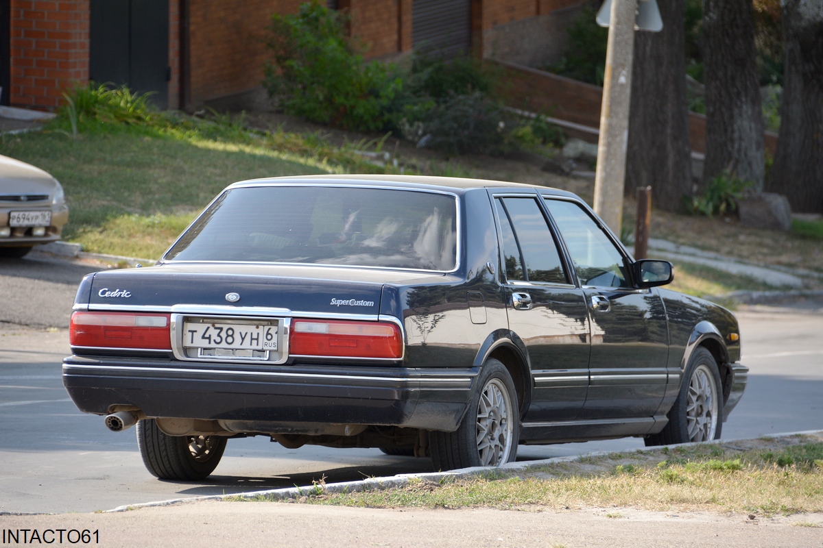 Ростовская область, № Т 438 УН 61 — Nissan Cedric (Y31) facelift '91-14