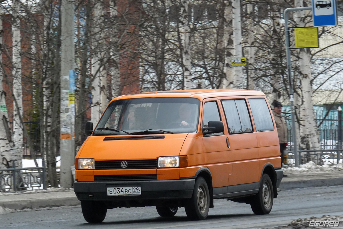 Архангельская область, № Е 034 ВС 29 — Volkswagen Typ 2 (T4) '90-03