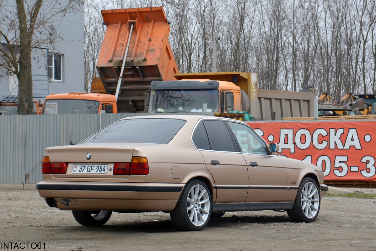 Армения, № 37 GF 984 — BMW 5 Series (E34) '87-96