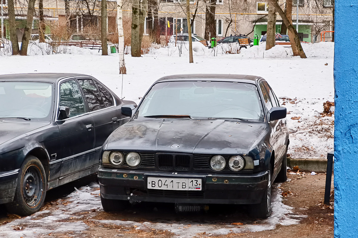 Москва, № В 041 ТВ 13 — BMW 5 Series (E34) '87-96