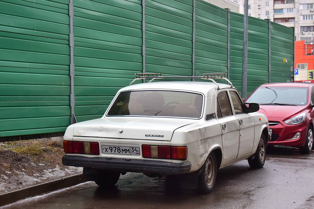 Волгоградская область, № Х 978 ММ 34 — ГАЗ-31029 '92-97