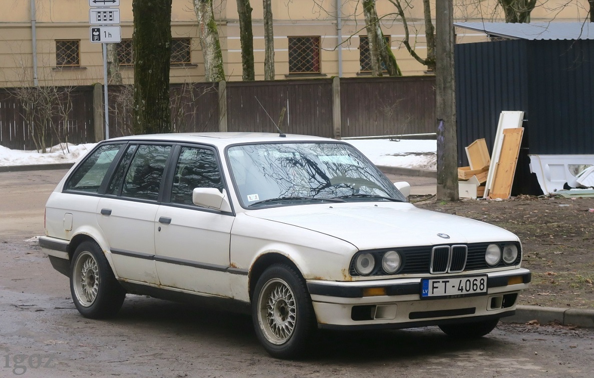 Латвия, № FT-4068 — BMW 3 Series (E30) '82-94