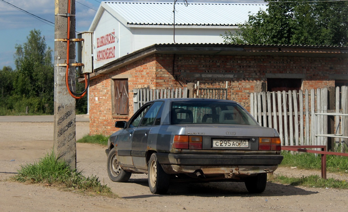 Псковская область, № С 295 АО 60 — Audi 100 (C3) '82-91