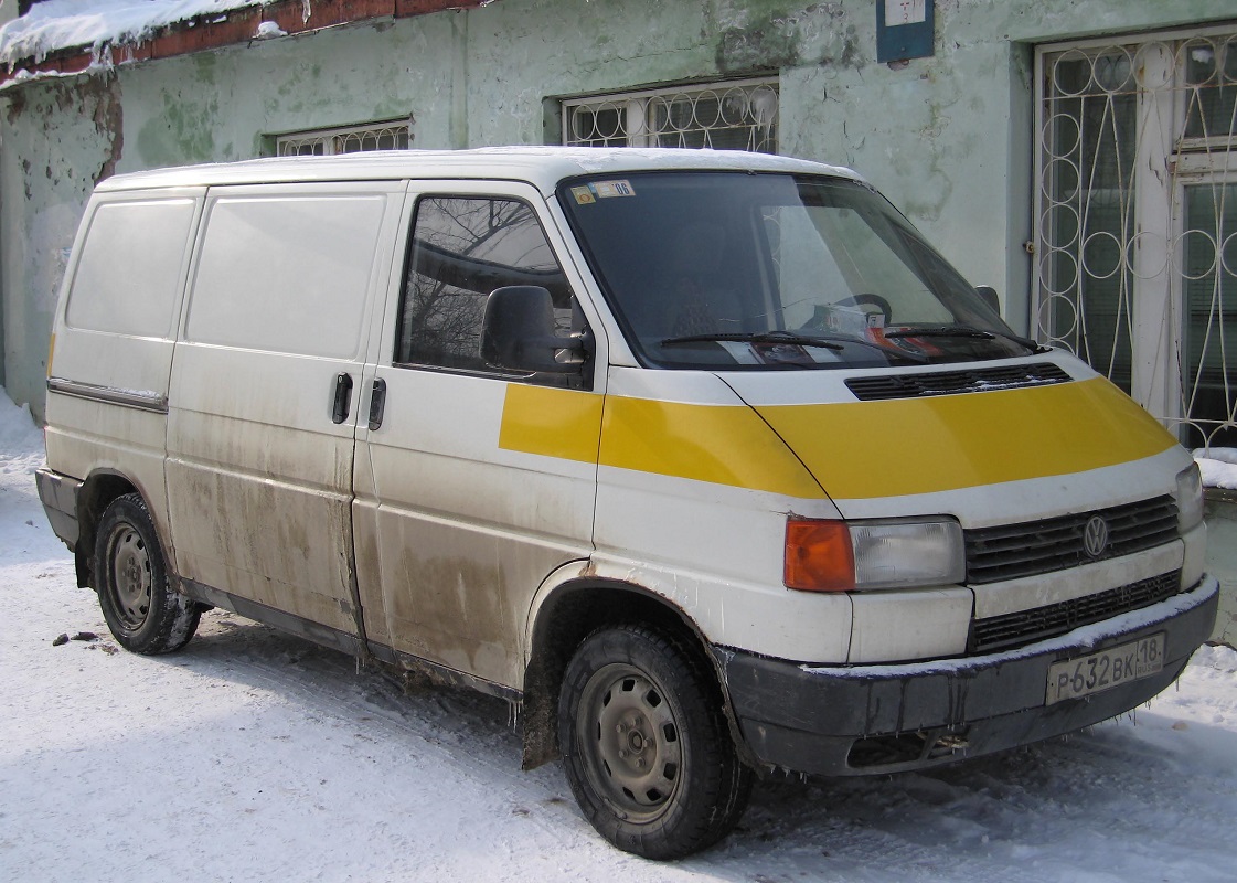 Удмуртия, № Р 632 ВК 18 — Volkswagen Typ 2 (T4) '90-03