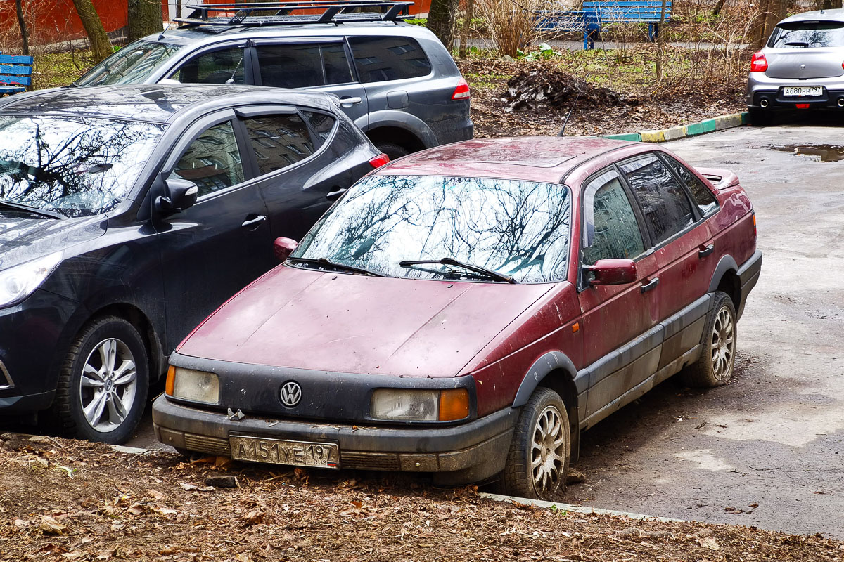 Москва, № А 151 УЕ 197 — Volkswagen Passat (B3) '88-93