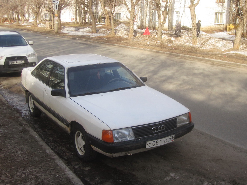 Кировская область, № С 081 НА 43 — Audi 100 (C3) '82-91