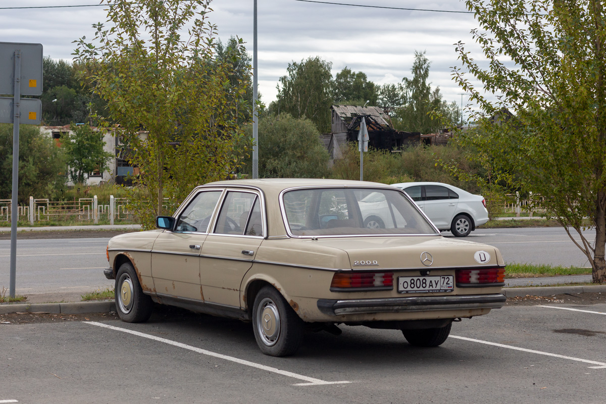 Тюменская область, № О 808 АУ 72 — Mercedes-Benz (W123) '76-86