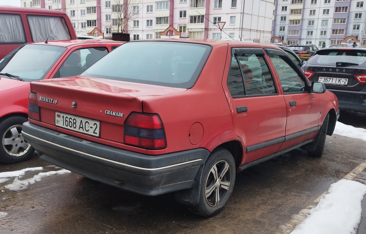 Витебская область, № 1668 АС-2 — Renault 19 '88-92