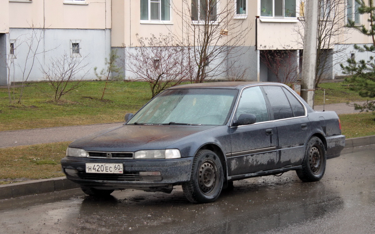 Псковская область, № Н 420 ЕС 60 — Honda Accord (4G) '89-93
