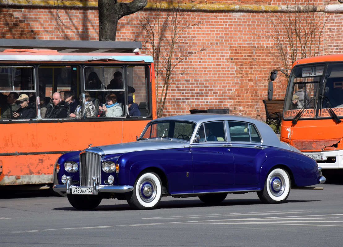 Нижегородская область, № А 790 АА 152 — Rolls-Royce Silver Cloud III '63-66