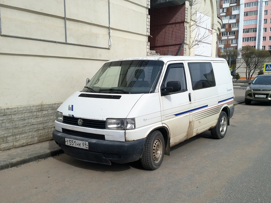 Тверская область, № Т 551 НК 69 — Volkswagen Typ 2 (T4) '90-03