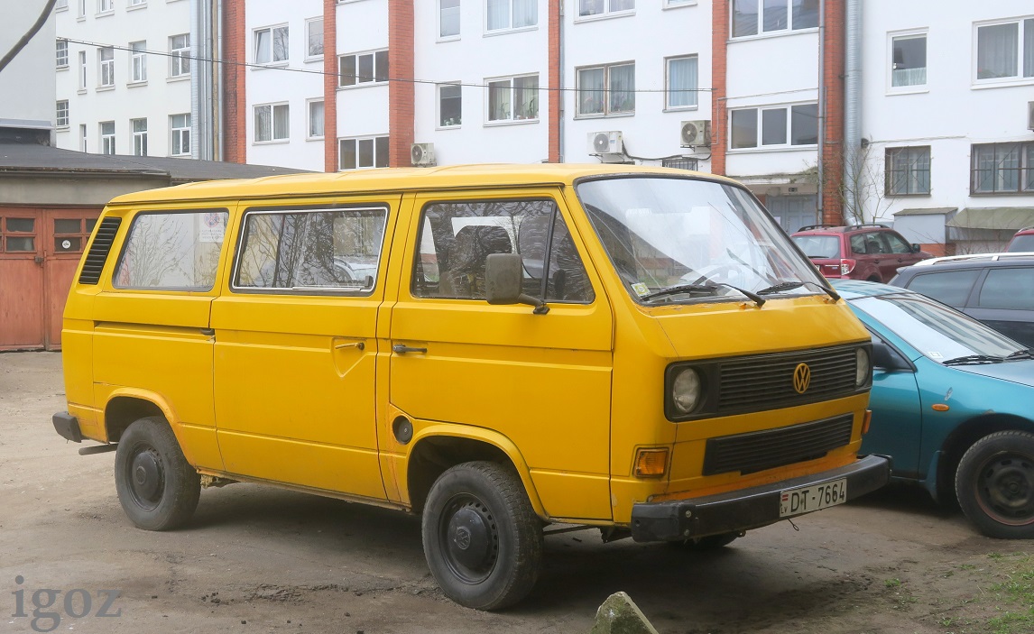 Латвия, № DT-7664 — Volkswagen Typ 2 (Т3) '79-92