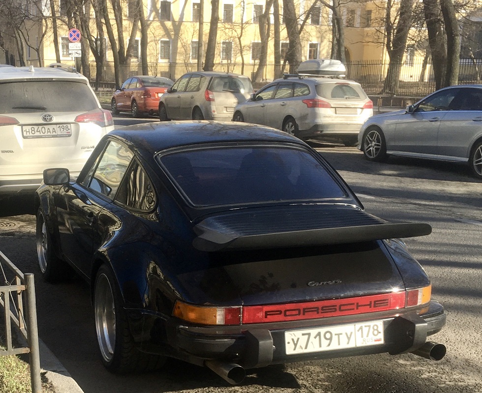 Санкт-Петербург, № У 719 ТУ 178 — Porsche 911 (930) '73-89
