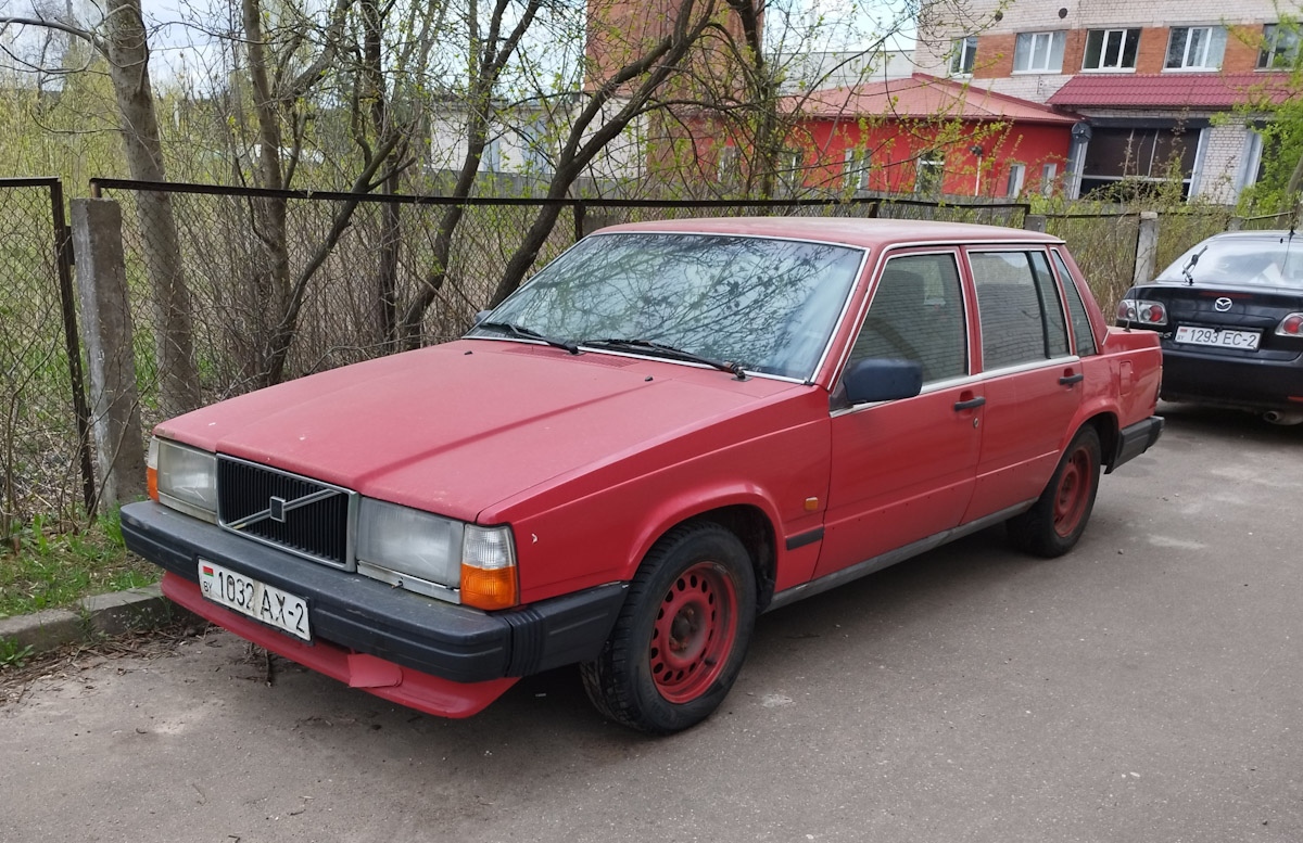 Витебская область, № 1032 АХ-2 — Volvo 740 '84-92
