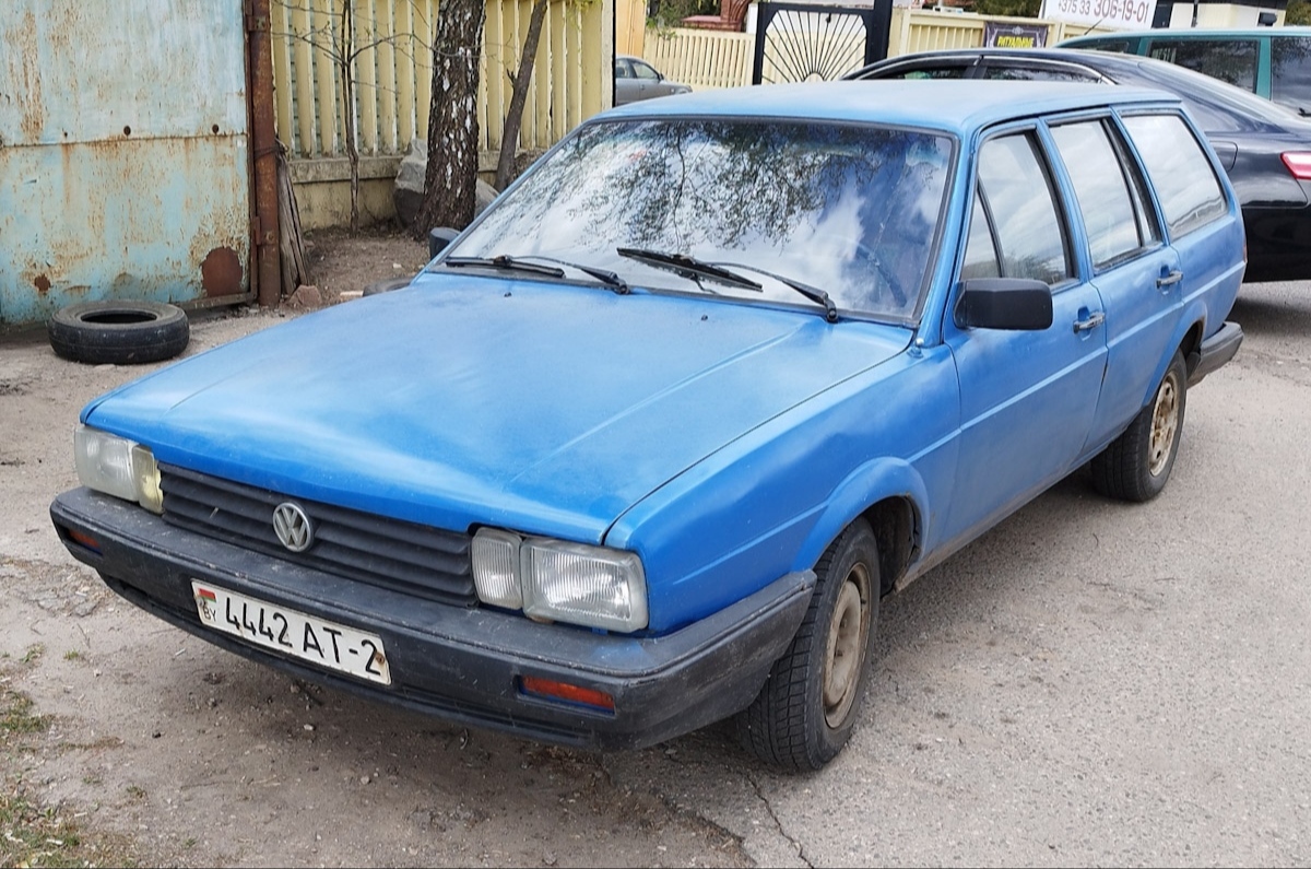 Витебская область, № 4442 АТ-2 — Volkswagen Passat (B2) '80-88