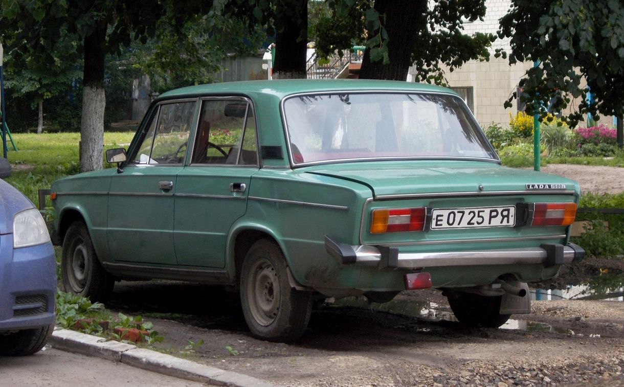 Рязанская область, № Е 0725 РЯ — ВАЗ-2106 '75-06