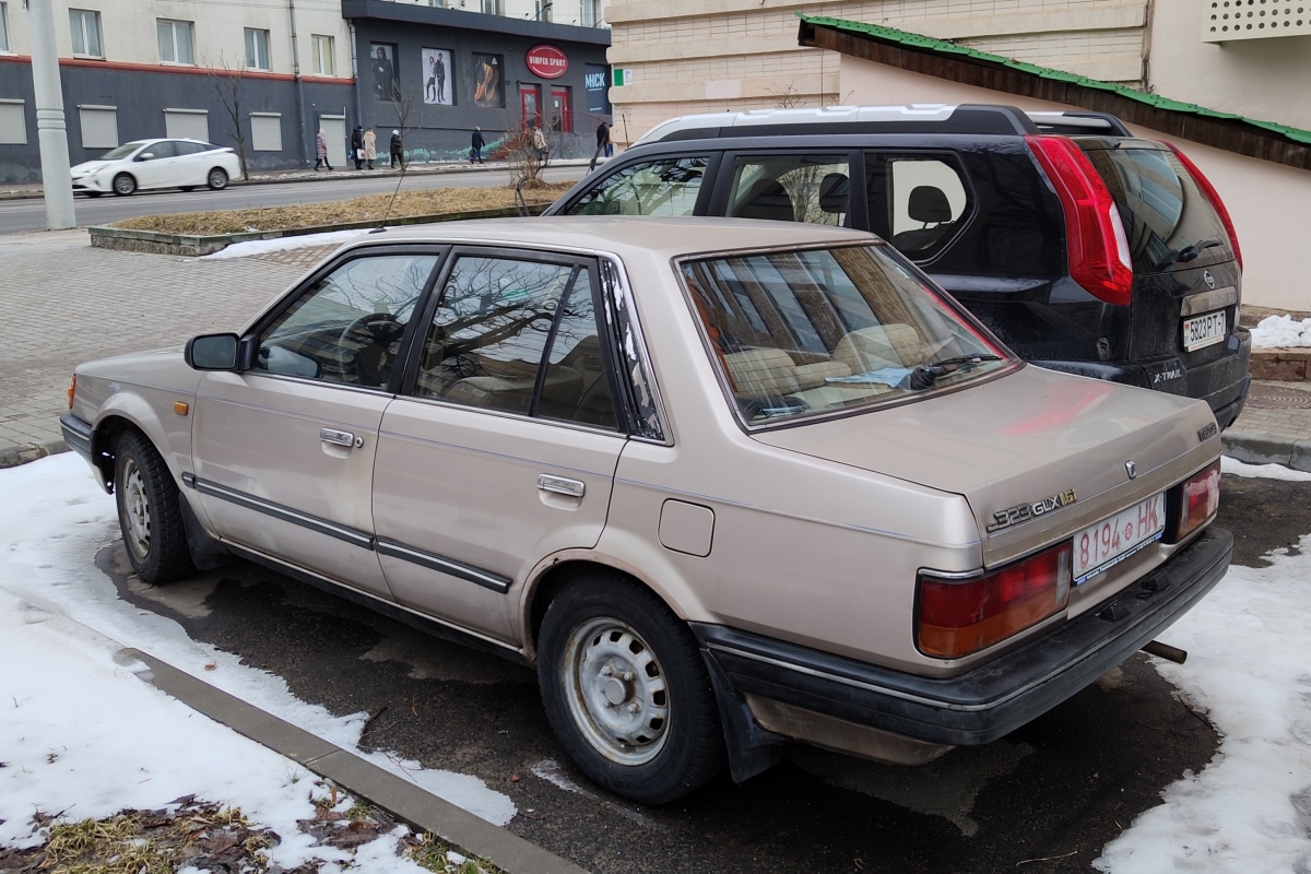 Минск, № 8194 НК — Mazda 323 (BF) '86-94