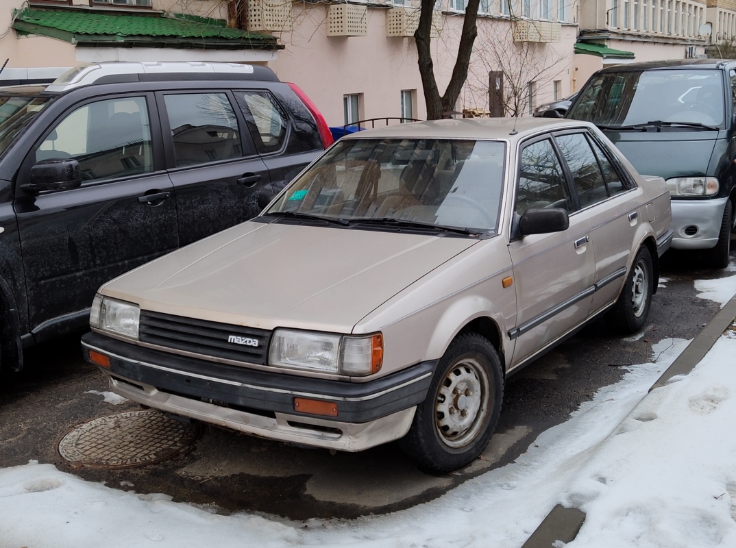 Минск, № 8194 НК — Mazda 323 (BF) '86-94
