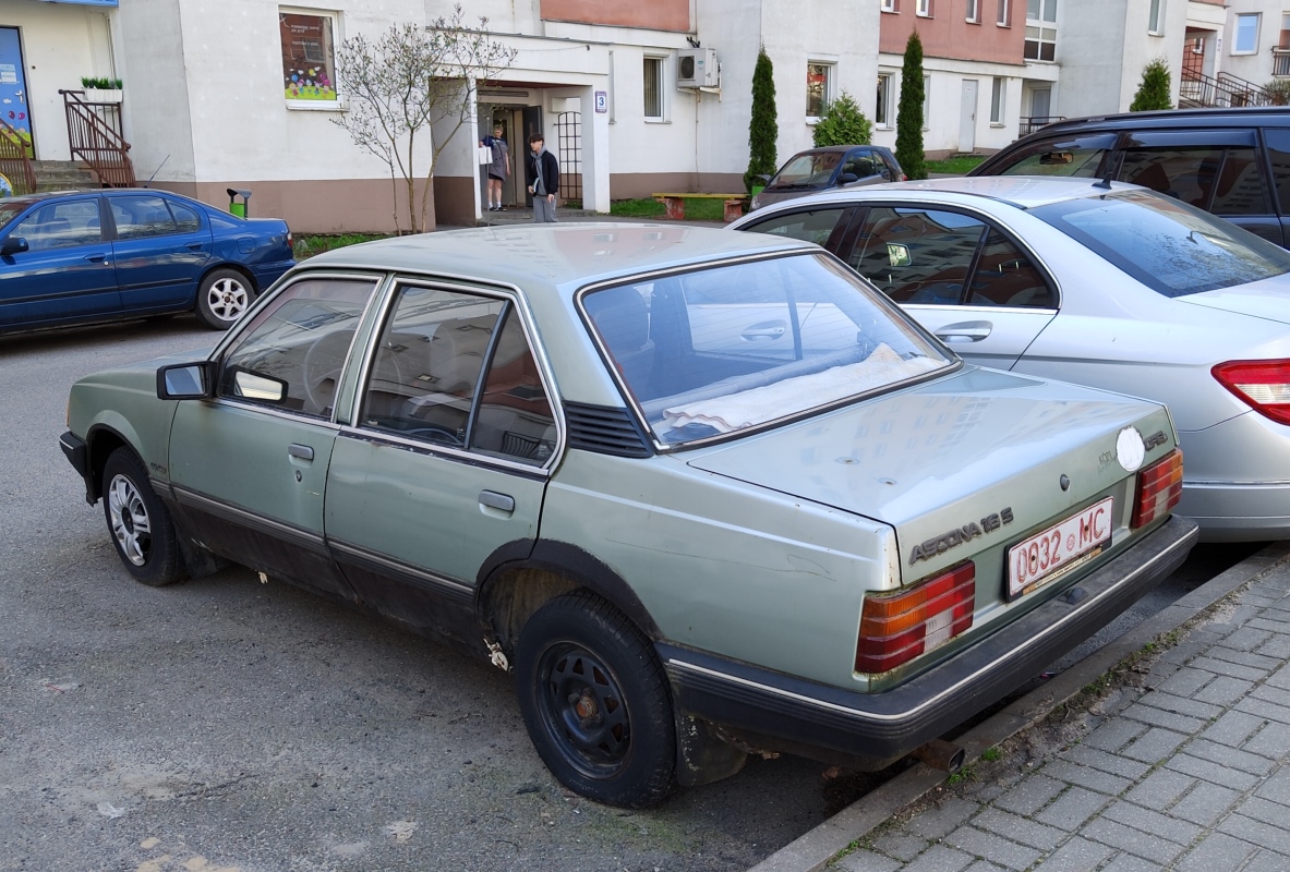 Минск, № 0032 МС — Opel Ascona (C) '81-88