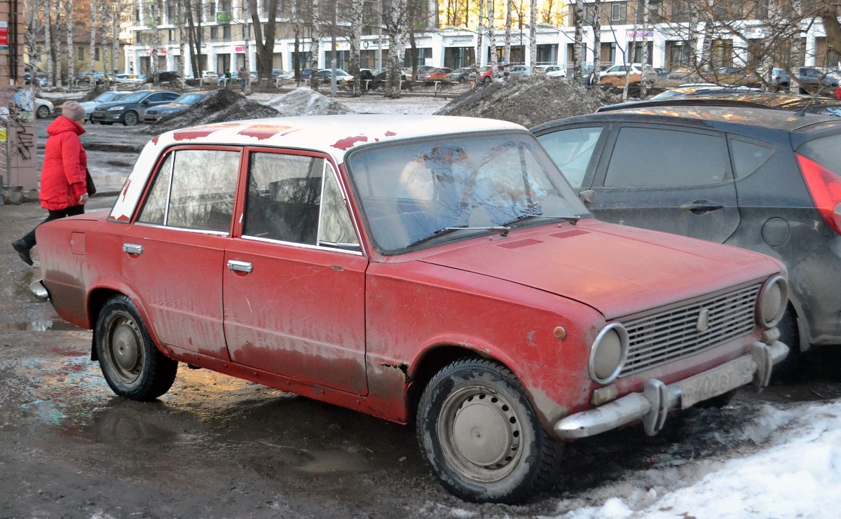 Удмуртия, № Р 402 ВТ 18 — ВАЗ-2101 '70-83