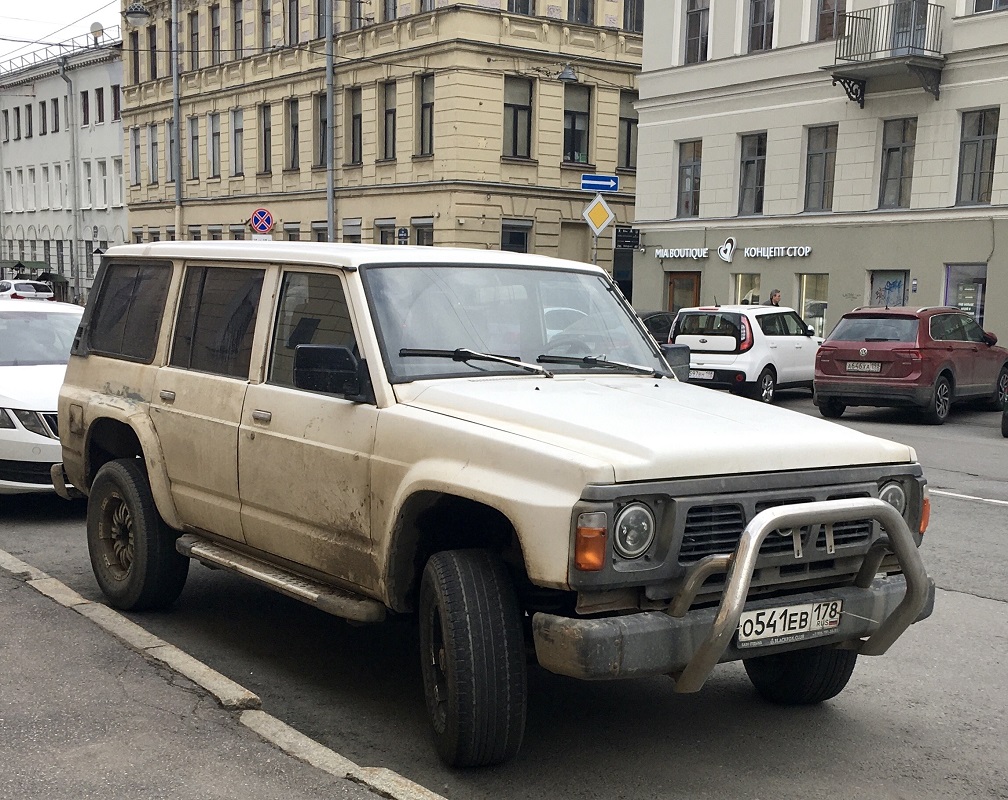 Санкт-Петербург, № О 541 ЕВ 178 — Nissan Patrol/Safari  (Y60) '87-97