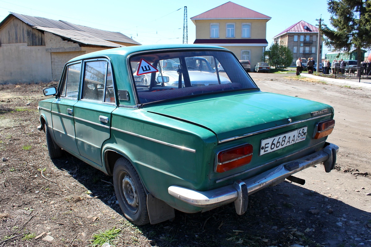 Тамбовская область, № Е 668 АА 68 — ВАЗ-2103 '72-84