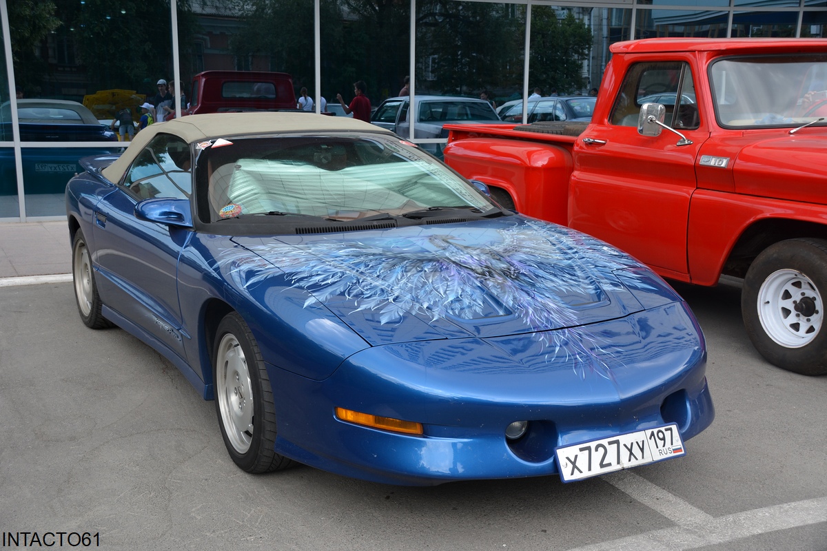 Москва, № Х 727 ХУ 197 — Pontiac Firebird (4G) '93-97