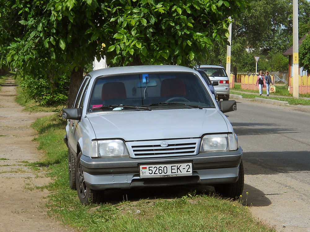 Витебская область, № 5260 ЕК-2 — Opel Ascona (C) '81-88