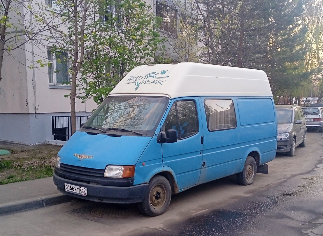 Москва, № О 166 ХТ 799 — Ford Transit (3G) '86-94