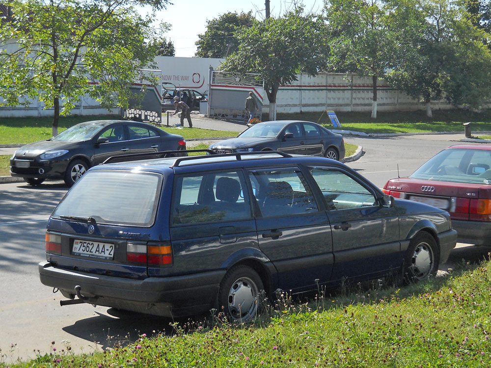 Витебская область, № 7562 АР-2 — Volkswagen Passat (B3) '88-93