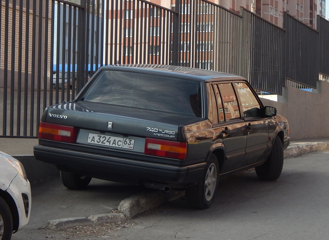 Самарская область, № А 324 АС 63 — Volvo 740 '84-92