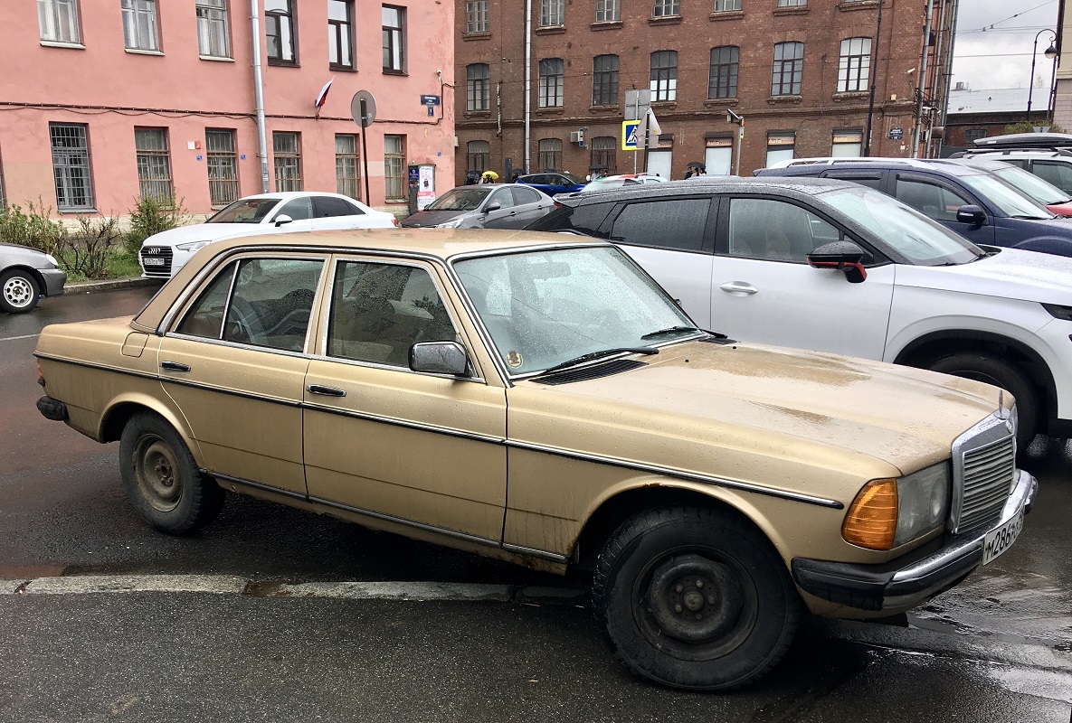 Санкт-Петербург, № М 286 РО 198 — Mercedes-Benz (W123) '76-86