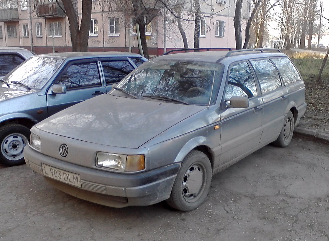 Западно-Казахстанская область, № L 903 DLM — Volkswagen Passat (B3) '88-93