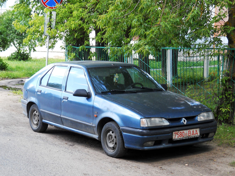 Витебская область, № 7580 ВАА — Renault 19 (X53) '92–99