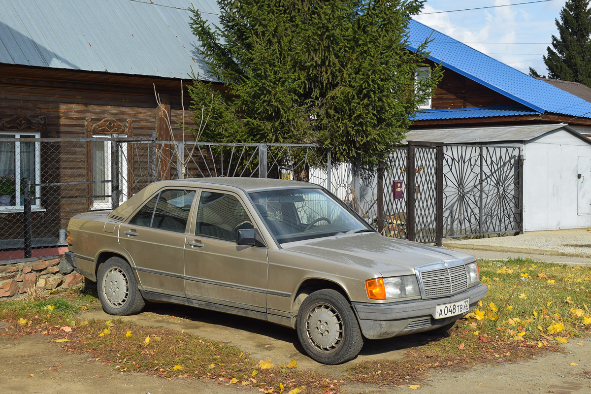 Алтайский край, № А 048 ТВ 22 — Mercedes-Benz (W201) '82-93