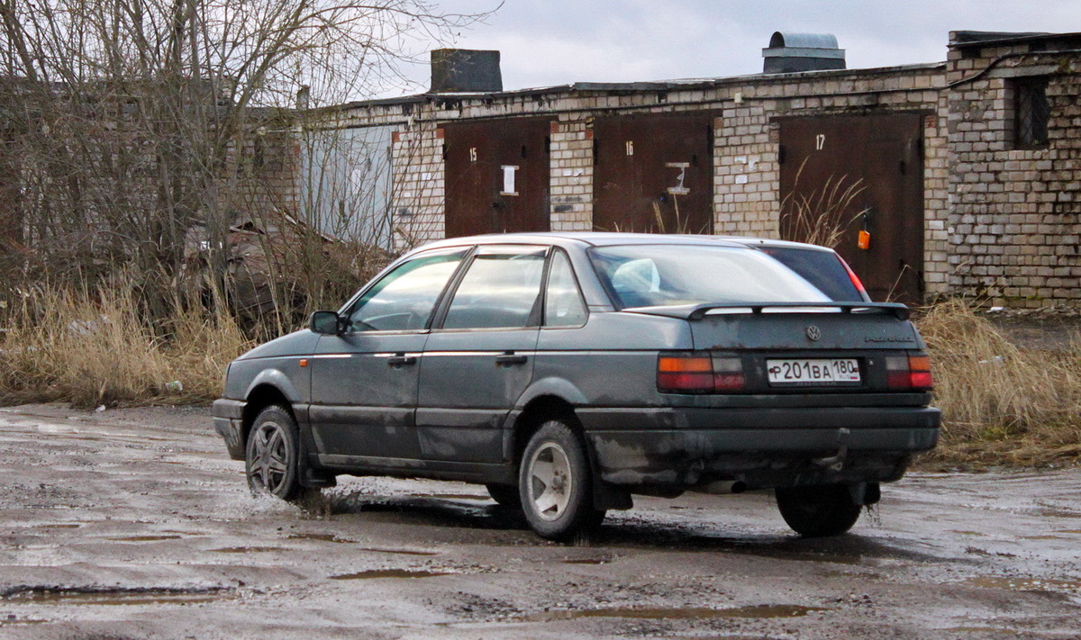 Другие страны, № Р 201 ВА 180 — Volkswagen Passat (B3) '88-93