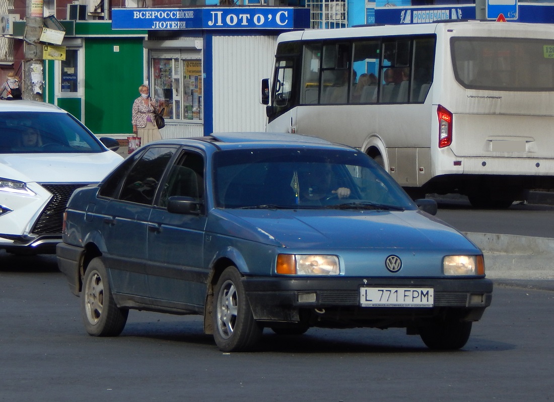 Западно-Казахстанская область, № L 771 FPM — Volkswagen Passat (B3) '88-93