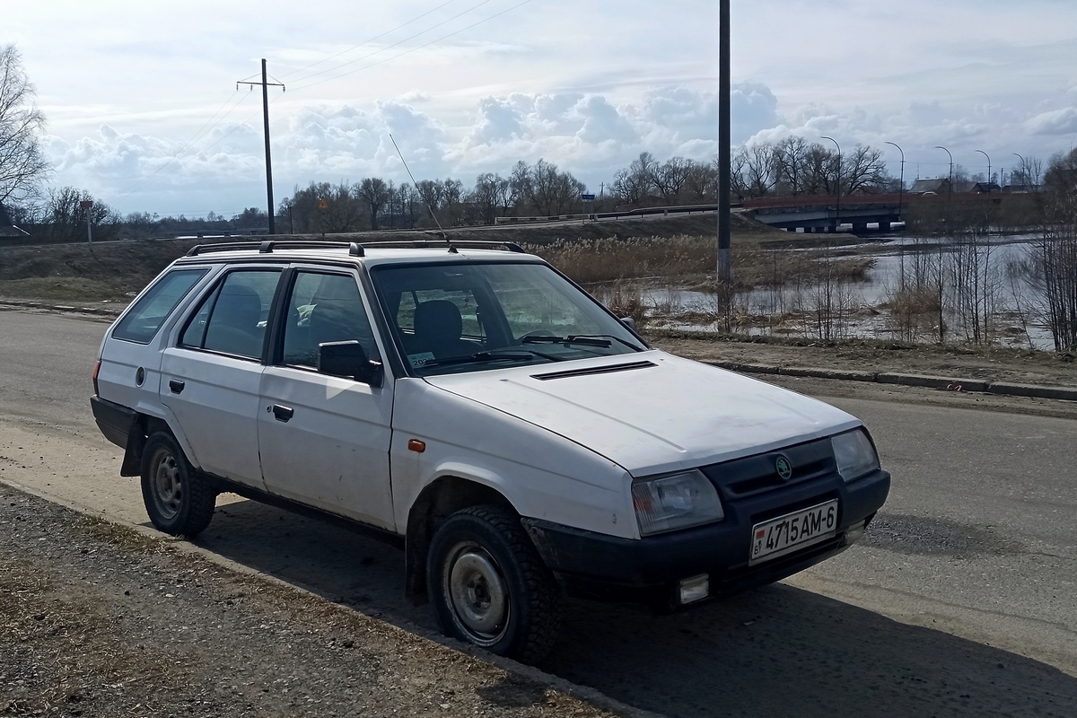 Могилёвская область, № 4715 АМ-6 — Škoda Forman (Type 785) '90-95