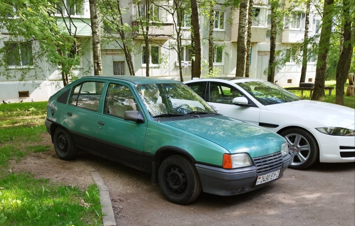Витебская область, № 2490 ЕІ-2 — Opel Kadett (E) '84-95
