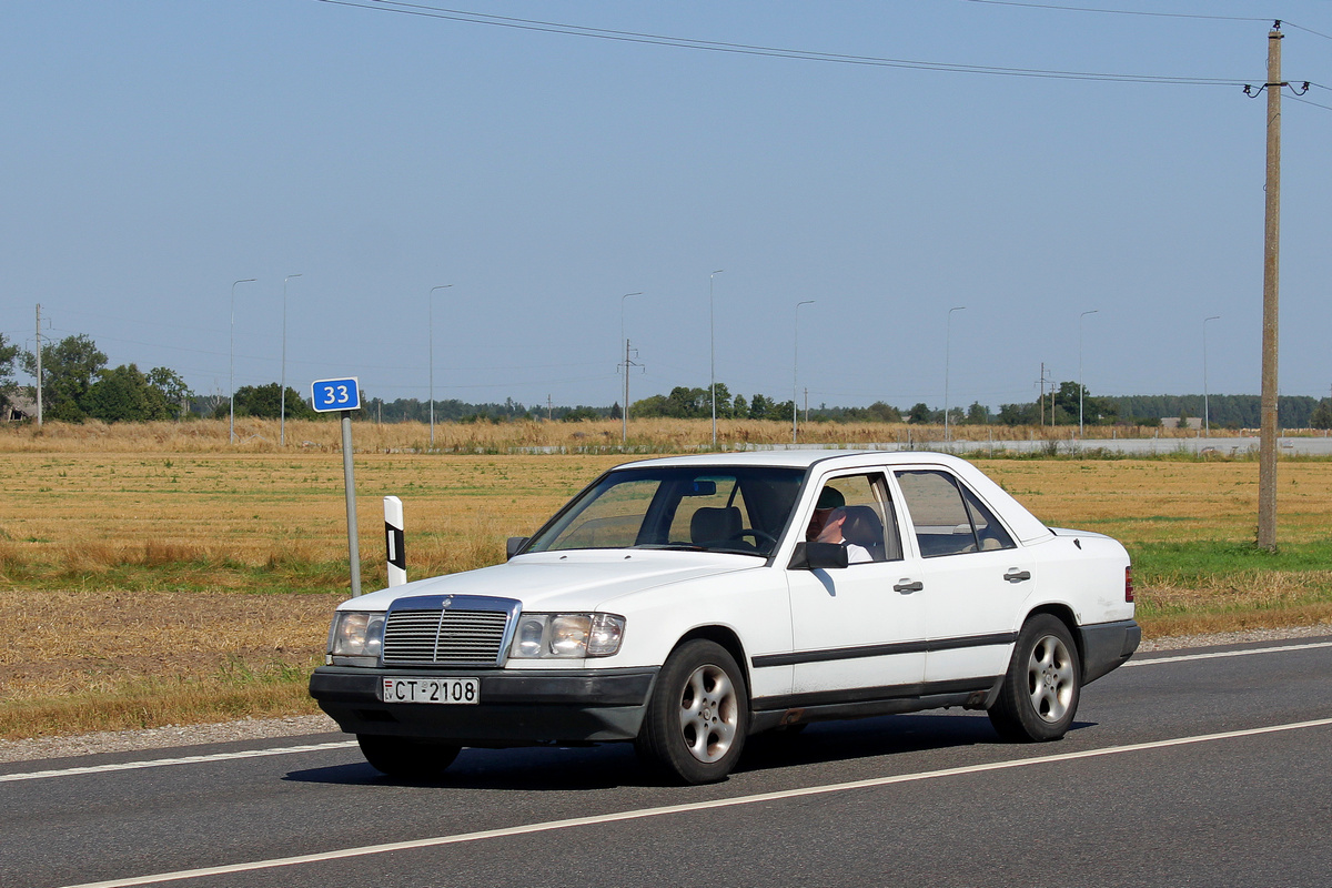 Латвия, № CT-2108 — Mercedes-Benz (W124) '84-96