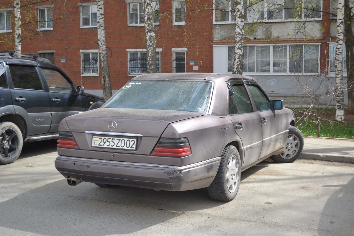 Таджикистан, № 2955 ZO 02 — Mercedes-Benz (W124) '84-96