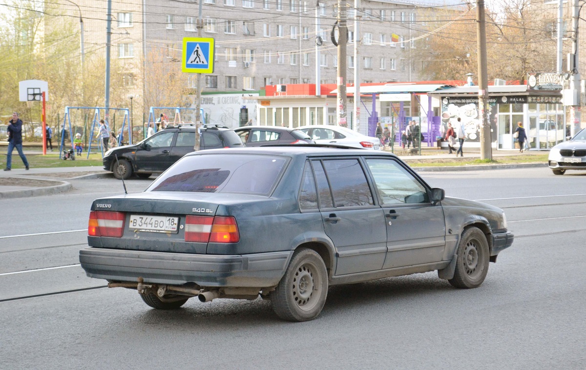Удмуртия, № В 344 ВО 18 — Volvo 940 '90-98